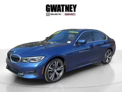 Used 2021 BMW 330i xDrive Sedan w/ Driving Assistance Package image 3