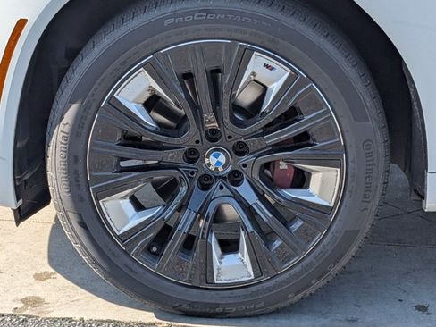 Certified 2025 BMW X3 xDrive30i w/ M Sport Package AWD/4WD image 10