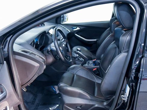 Used 2014 Ford Focus ST w/ Equipment Group 202A image 9