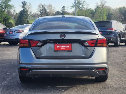 Used 2021 Nissan Altima 2.5 SV image 6