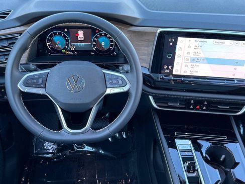 New 2026 Volkswagen Atlas SE FWD image 13