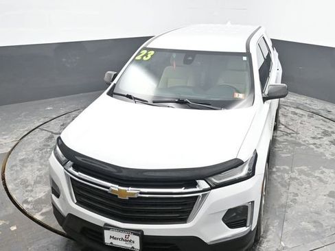 Used 2023 Chevrolet Traverse LS image 25