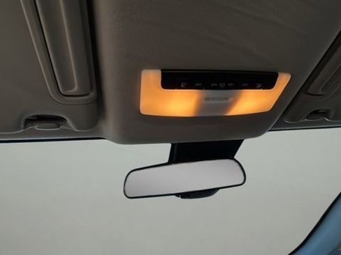 Used 2024 Nissan Versa S w/ S Plus Package image 27