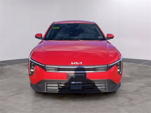 Certified 2025 Kia K4 LXS image 2