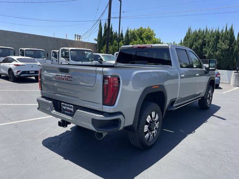 New 2026 GMC Sierra 2500 Denali w/ Denali Reserve Package AWD/4WD image 7