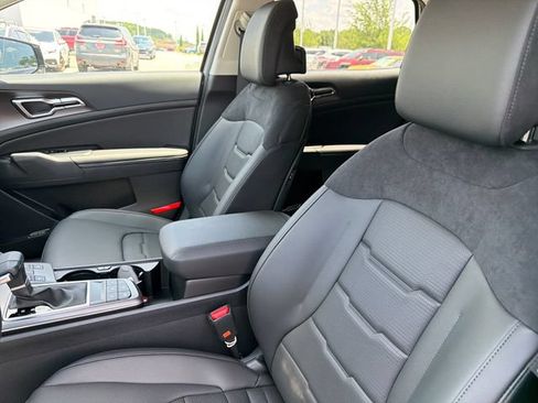 New 2026 Kia Sportage SX FWD image 19
