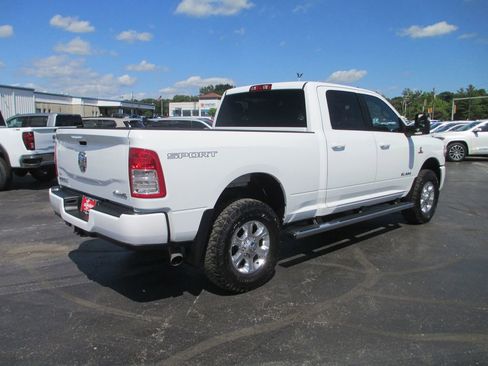 Used 2024 RAM 2500 Big Horn w/ Sport Appearance Package AWD/4WD image 5