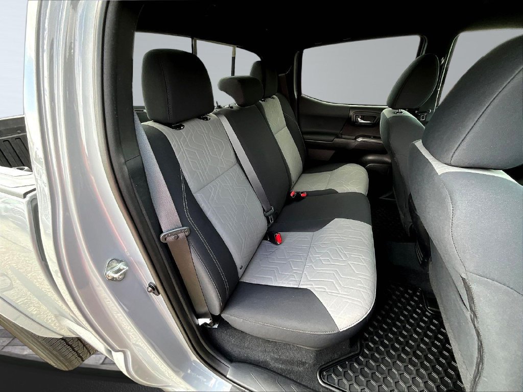 Used 2020 Toyota Tacoma 4x4 Double Cab image 28
