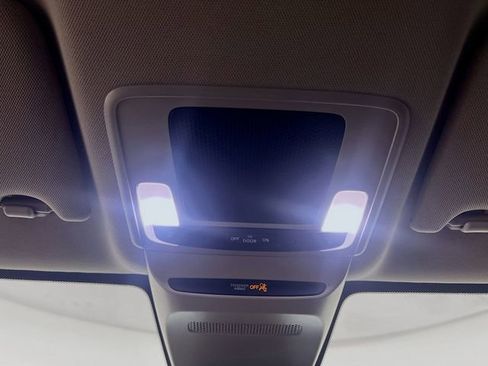 Used 2025 Honda HR-V LX image 20