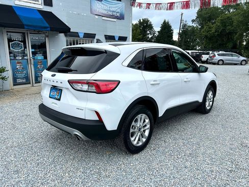 Used 2022 Ford Escape SE w/ Convenience Package image 5