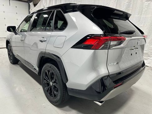 Used 2025 Toyota RAV4 XSE w/ Weather Package image 5