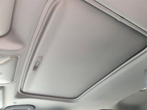 Used 2024 Toyota RAV4 XLE Premium image 29