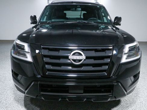 Used 2024 Nissan Armada SL w/ Midnight Edition Package AWD/4WD image 4