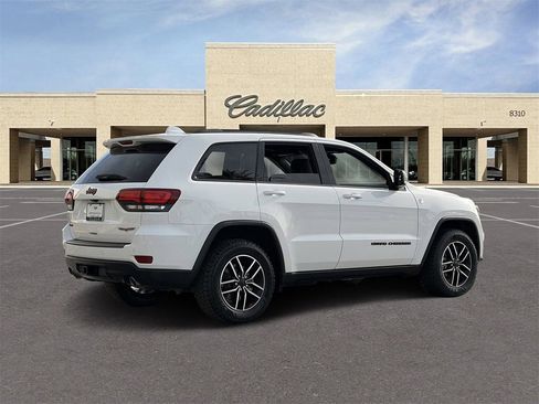 Used 2020 Jeep Grand Cherokee Trailhawk image 5