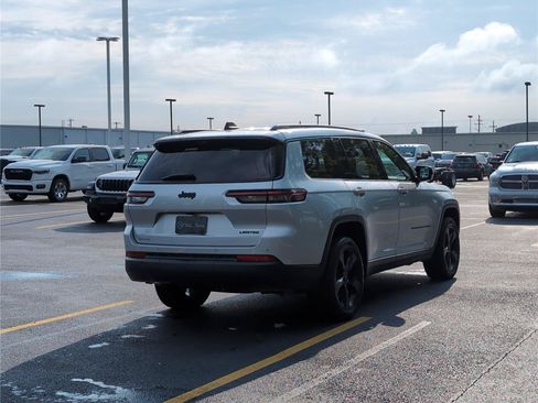 Used 2025 Jeep Grand Cherokee L Limited w/ Luxury Tech Group II RWD image 6