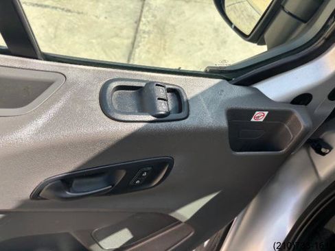 Used 2020 Ford Transit 150 Low Roof RWD image 15