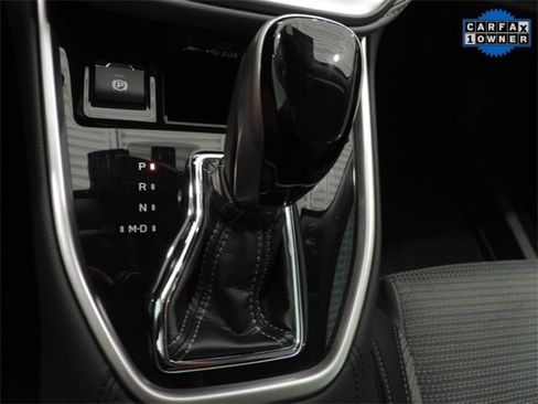 Used 2024 Subaru Outback Premium image 21