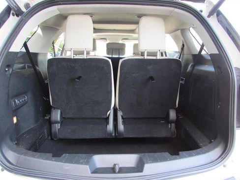 Used 2018 Ford Explorer Platinum AWD/4WD image 28