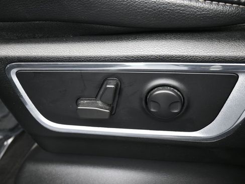 Used 2022 RAM 1500 Laramie image 12