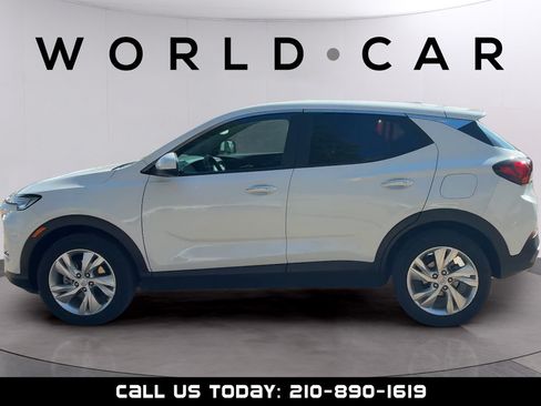 Used 2025 Buick Encore GX Preferred FWD image 4