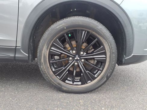 Used 2020 Mitsubishi Eclipse Cross LE image 5