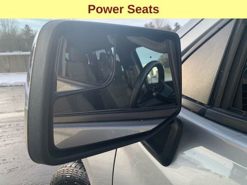 Used 2024 Chevrolet Silverado 1500 LT image 8