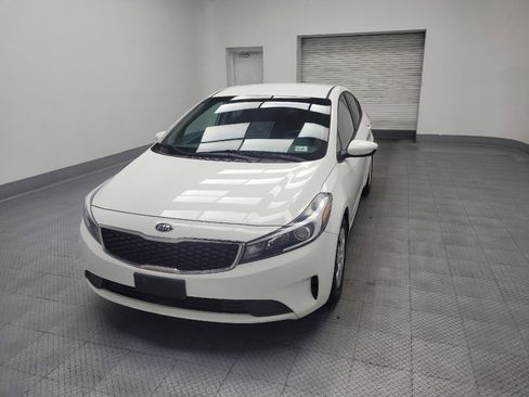 Used 2017 Kia Forte LX FWD image 15