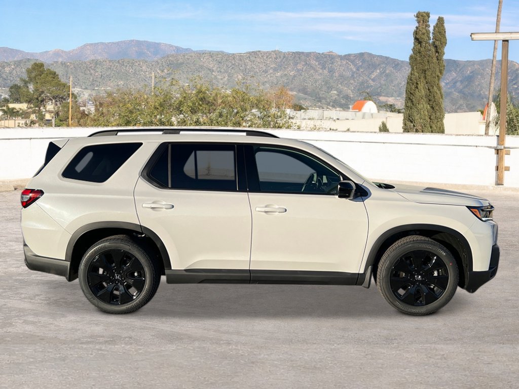 New 2026 Honda Pilot Black Edition image 6
