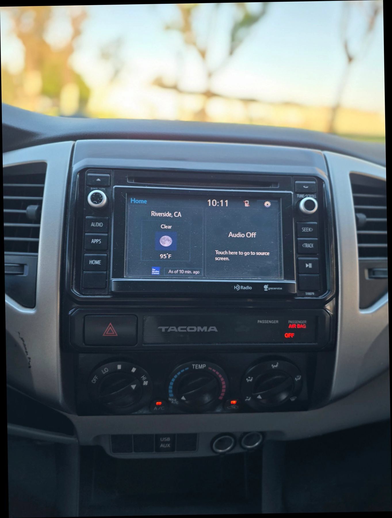 Used 2015 Toyota Tacoma PreRunner RWD image 42
