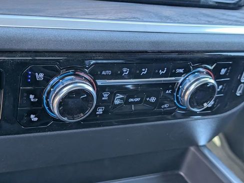 New 2026 GMC Sierra 1500 SLT w/ SLT Premium Plus Package AWD/4WD image 13