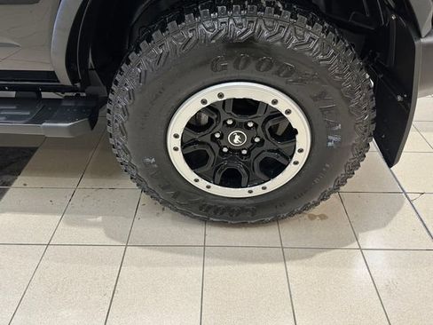 Used 2023 Ford Bronco Outer Banks w/ Sasquatch Package image 27