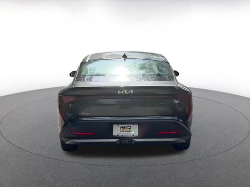 Used 2025 Kia K4 FWD image 12