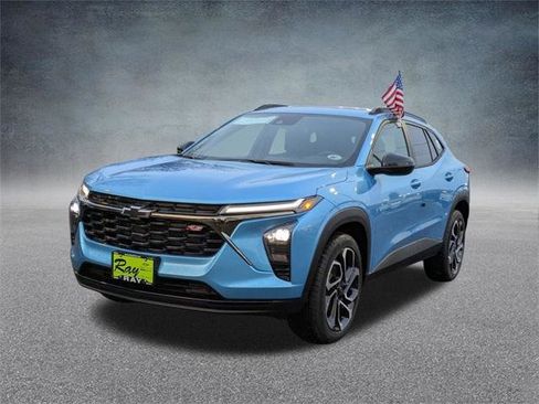 New 2026 Chevrolet Trax RS w/ Sunroof Package image 8