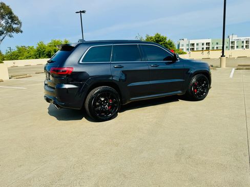 Used 2014 Jeep Grand Cherokee SRT AWD/4WD image 9