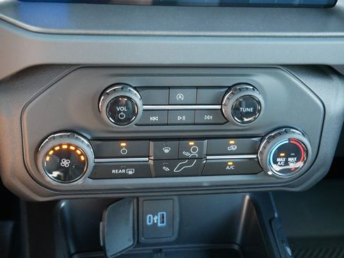 Used 2026 Ford Bronco Outer Banks AWD/4WD image 56