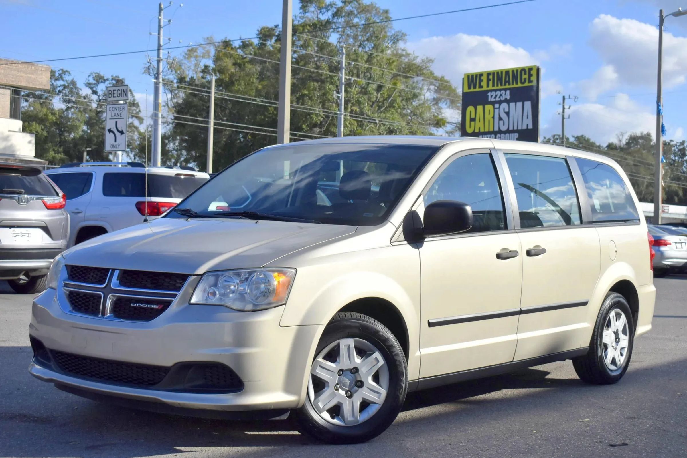 Used 2013 Dodge Grand Caravan American Value Package FWD image 3