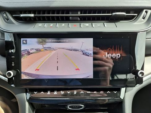 New 2026 Jeep Grand Cherokee L Limited RWD image 44