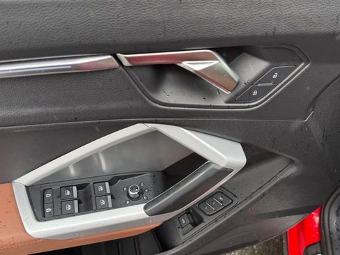 Used 2023 Audi Q3 2.0T Premium Plus w/ Premium Plus Package image 14