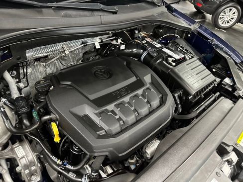 Used 2022 Volkswagen Tiguan SE FWD image 33