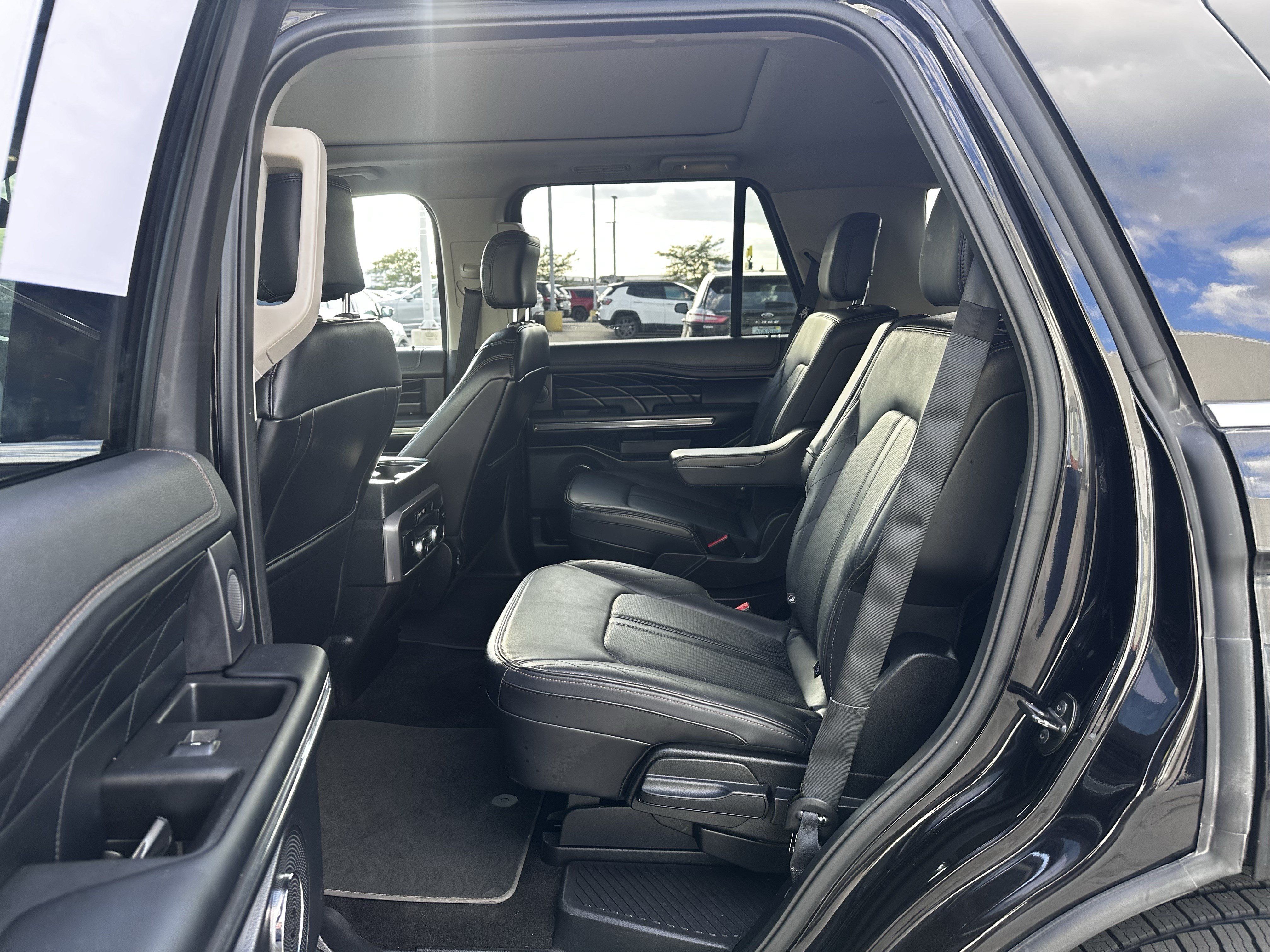 Certified 2019 Ford Expedition Platinum AWD/4WD image 22