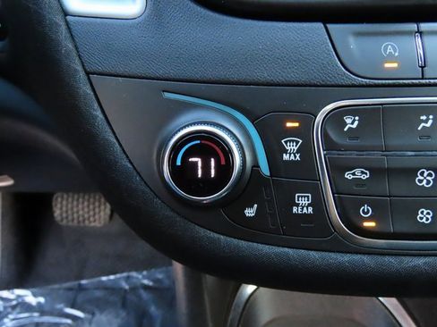 Used 2024 Chevrolet Malibu LT image 29