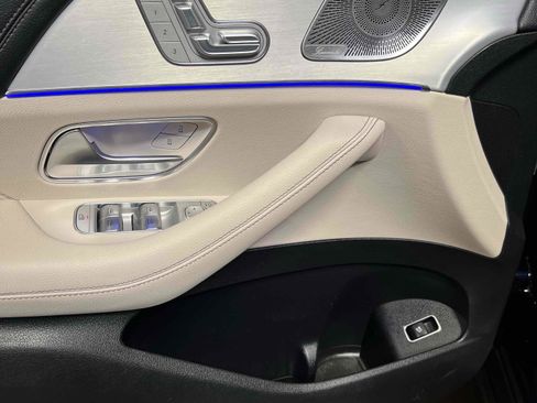 Used 2022 Mercedes-Benz GLS 450 4MATIC SUV - WARMTH & COMFORT image 82