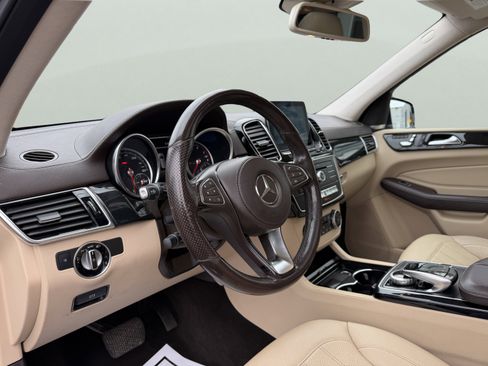 Used 2018 Mercedes-Benz GLS 450 GLS 450 w/ Premium Package image 20