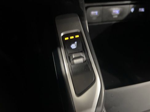 Certified 2023 Kia Sorento S image 59