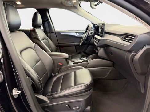 Used 2024 Ford Escape Platinum AWD/4WD image 12
