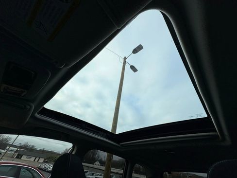 Used 2016 Subaru Forester 2.5i Premium w/ All-Weather Package image 20