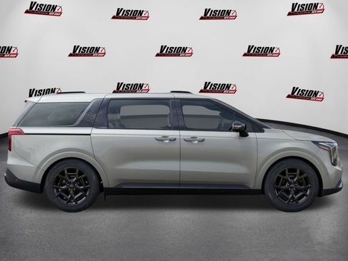 Certified 2025 Kia Carnival SX Prestige image 7