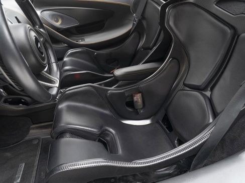 Used 2019 McLaren 600LT image 22