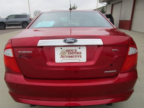 Used 2012 Ford Fusion SEL image 8