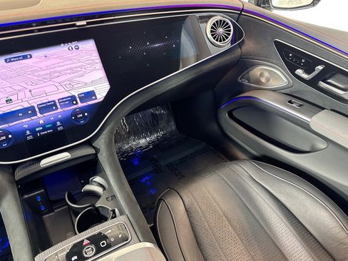 Used 2023 Mercedes-Benz EQS 580 4MATIC Sedan image 22